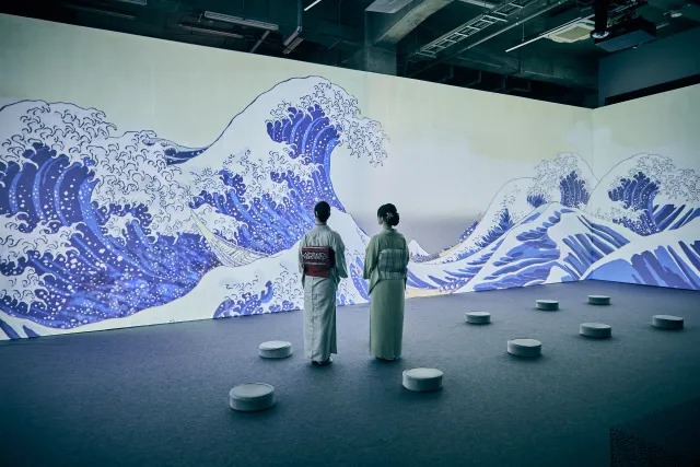 От волн до цветов: укийо-э оживают с запахами и анимацией