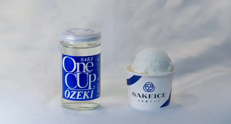One Cup Ozeki: Любимое недорогое саке Японии теперь стало алкогольным мороженым