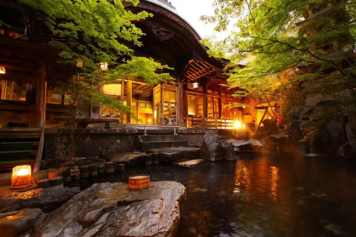 Японские онсэны: Погружение в культуру, этикет и здоровье