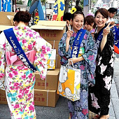 24 июля в японском городе Осака начался первый день фестиваля Tenjin Matsuri