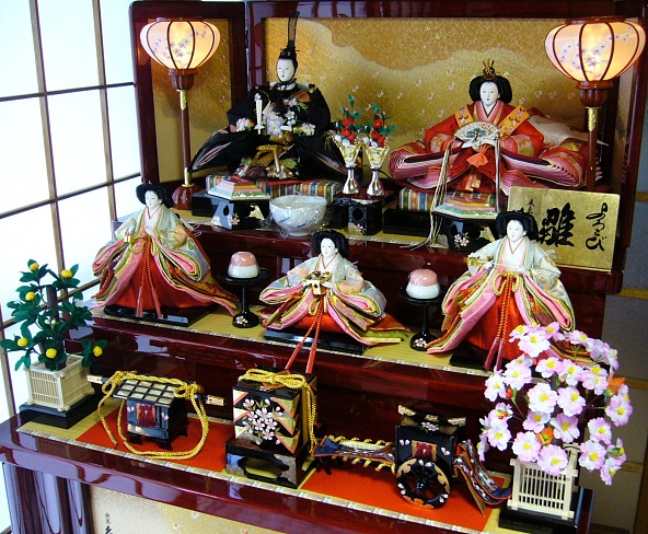 3 марта в Японии прошел Праздник Девочек –  Хина  Мацури.