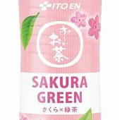 Вкус весны этой зимой с зеленым чаем с цветками и листьями сакуры и матча