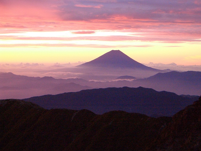 В пятницу японцы отмечают национальный праздник - День горы.