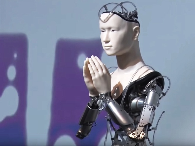 Робот будет проповедовать в буддийском храме Киото