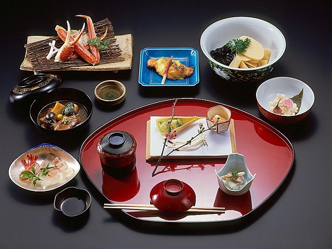 Популярные блюда японских префектур 5: МИЭ – ТОТТОРИ