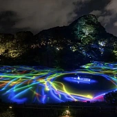 Временная выставка TeamLab снова превращает сад Мифунэяма в волшебный лес