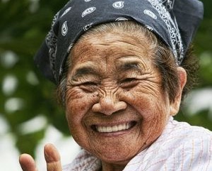Более 50000 жителей Японии уже отметили свое 100-летие