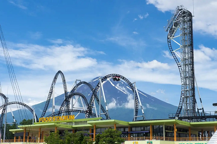 Fuji-Q Highland: Парк аттракционов с выдающимися американскими горками